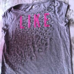 T-shirt, shortsleeved